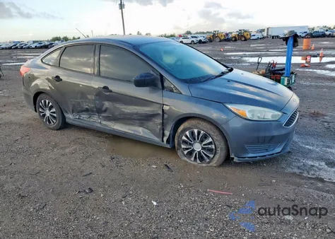 2017 Ford Focus S из США, поврежденный, VIN 1FADP3E26HL307701